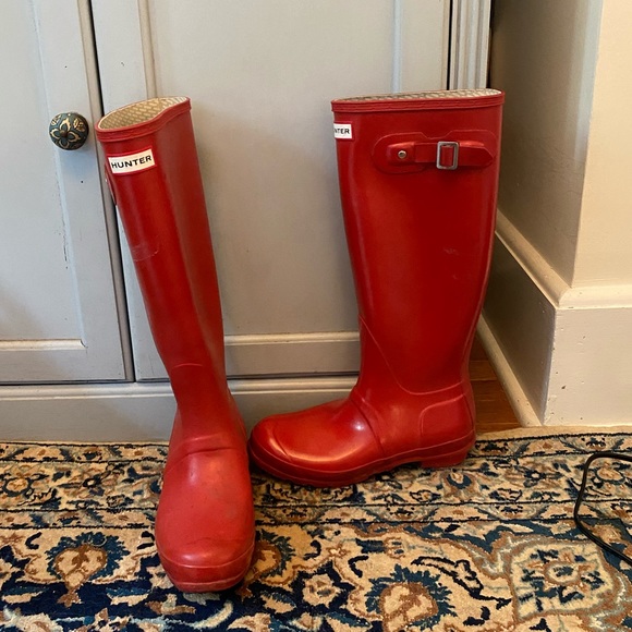Hunter Original Tall Rain Boot in Red - Picture 3 of 6